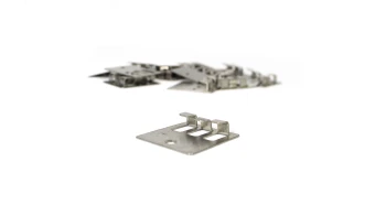 Clips de fixations pour bardage composite avec vis | neowood