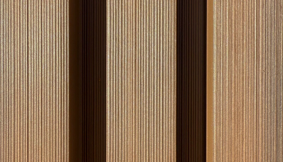 Lame bardage Claire Voie composite NEO XS | neowood