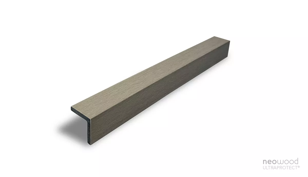 Cornière d’angle UltraProtect pour une finition de bardage impeccable