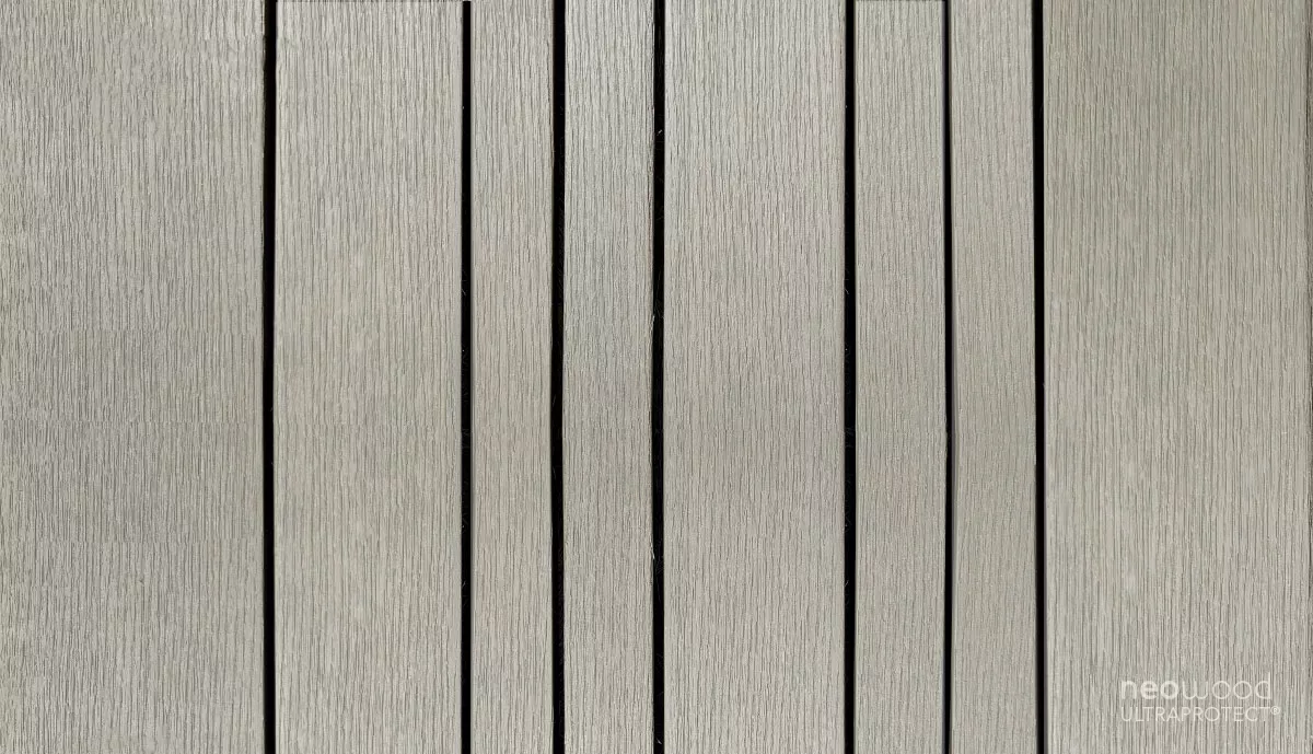 Découvrez le bardage asymétrique avec nos lames composite ZENITH 100