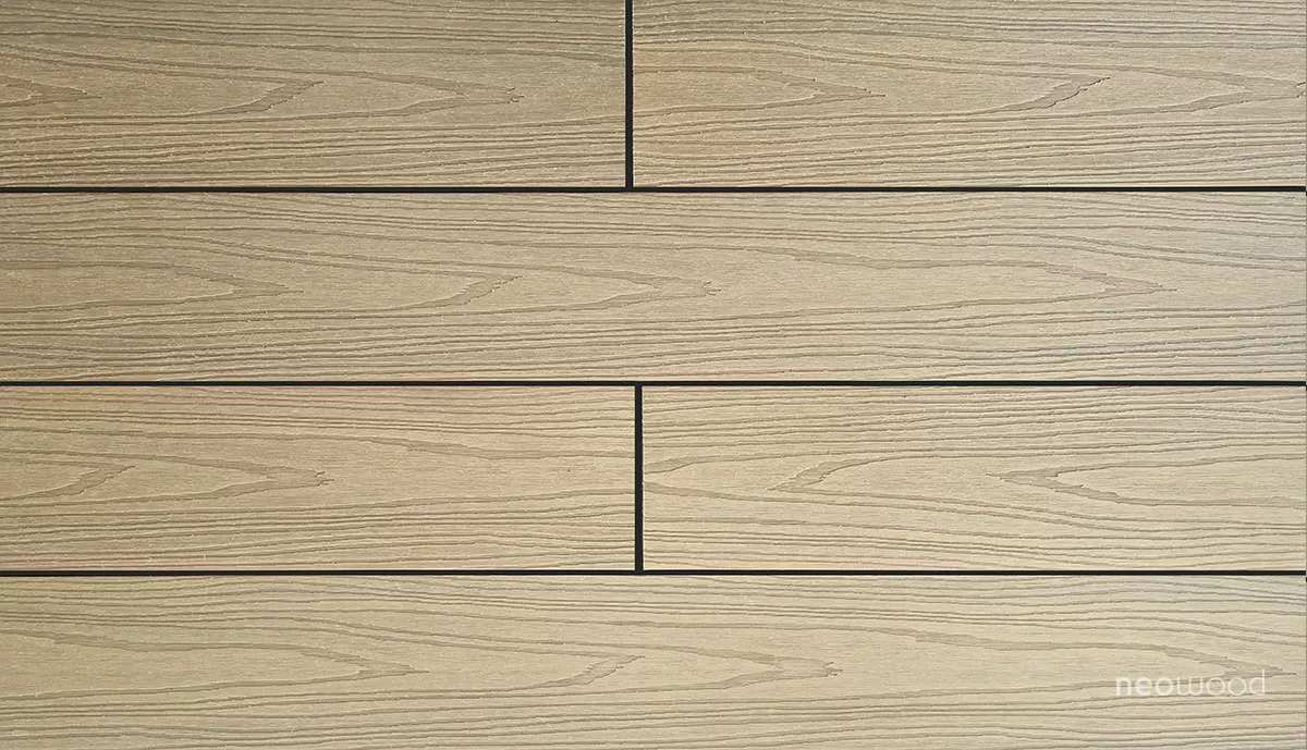 Lames de terrasse en bois composite coextrudée SUPER (lot de 2)  |  Neowood