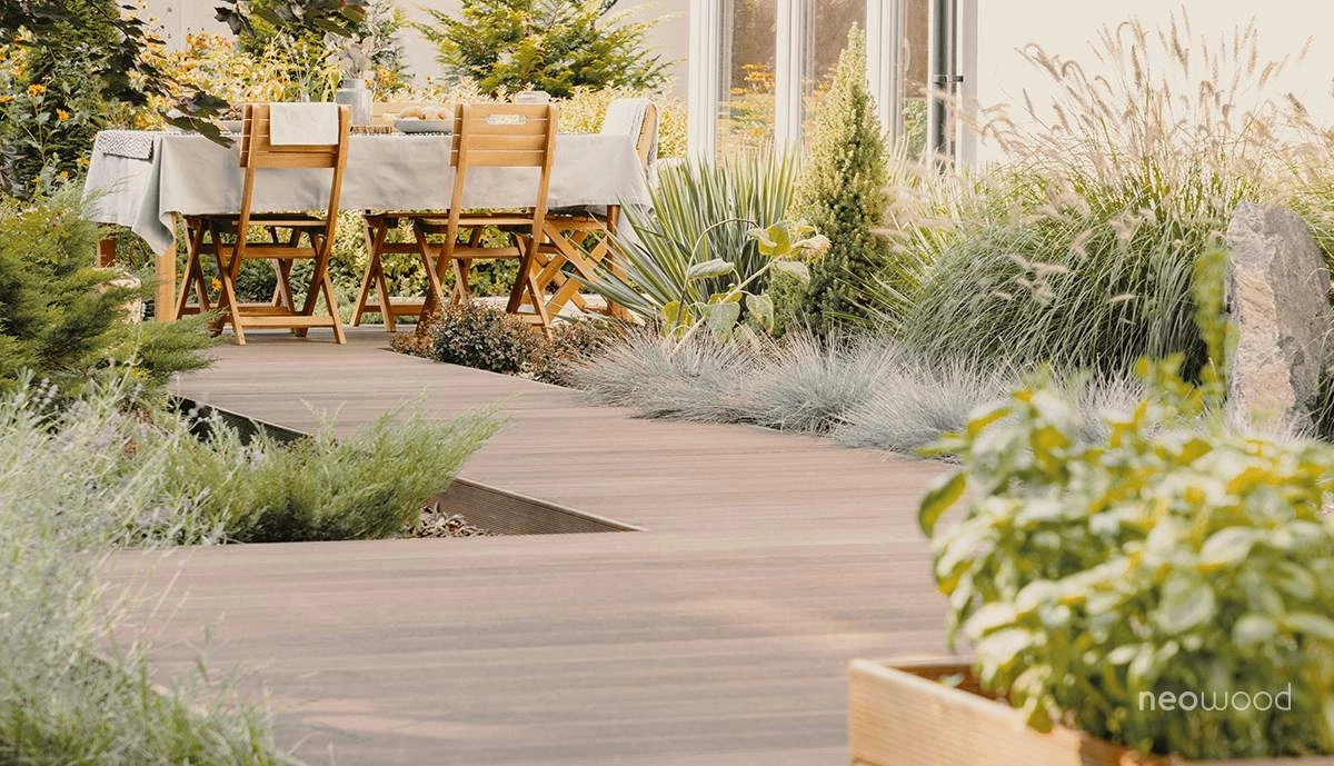 Lames de terrasse en bois composite monoextrudé ACCESS (lot de 2)   |  Neowood