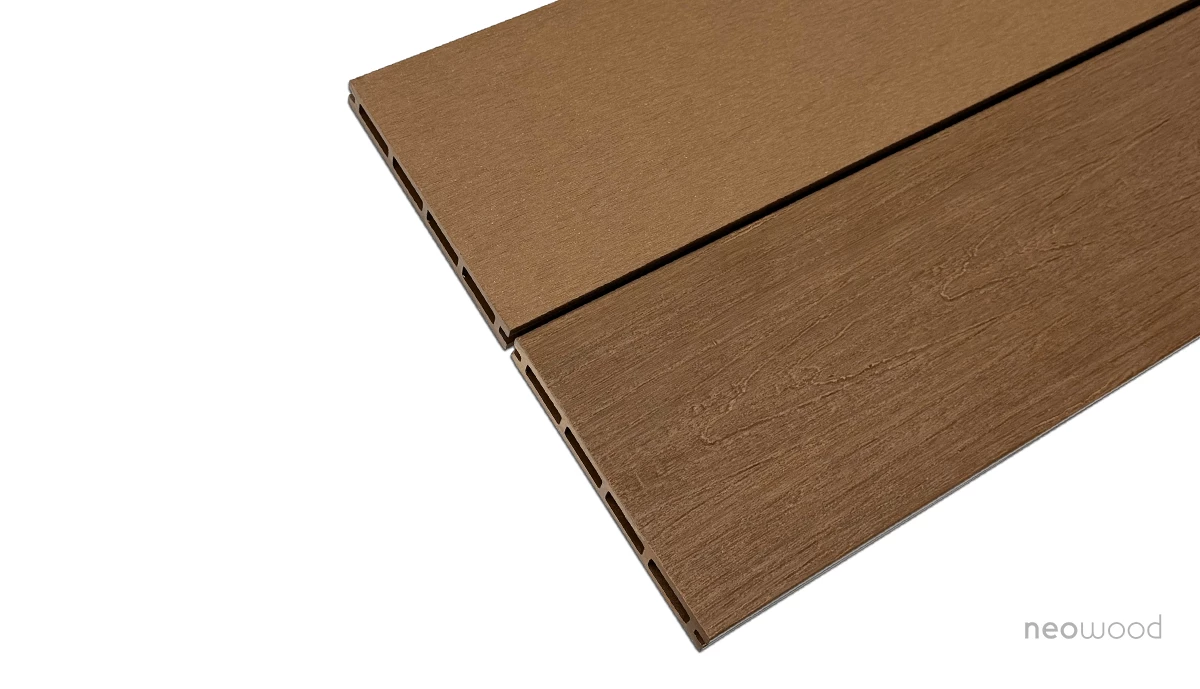 Lames de terrasse en bois composite monoextrudé ACCESS (lot de 2)   |  Neowood