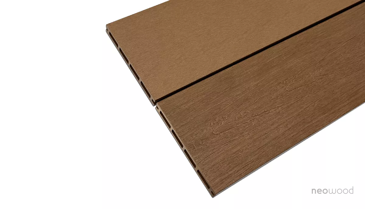 Lames de terrasse en bois composite monoextrudé ACCESS (lot de 2)   |  Neowood