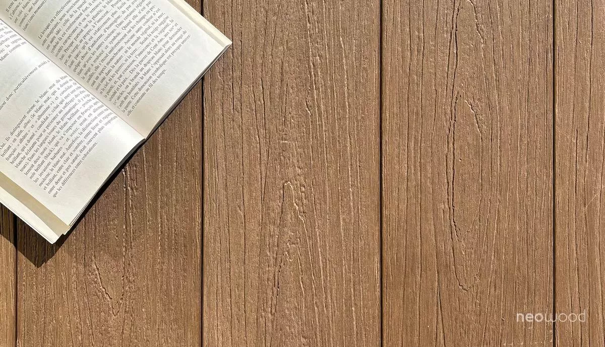 Lames de terrasse en bois composite monoextrudé ACCESS (lot de 2)   |  Neowood