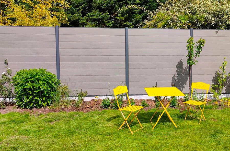 Cloture en bois composite neowood
