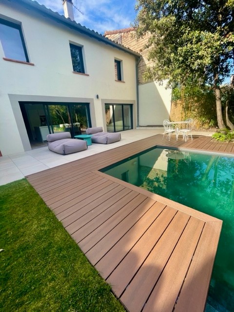 terrasse composite ipé et maison moderne