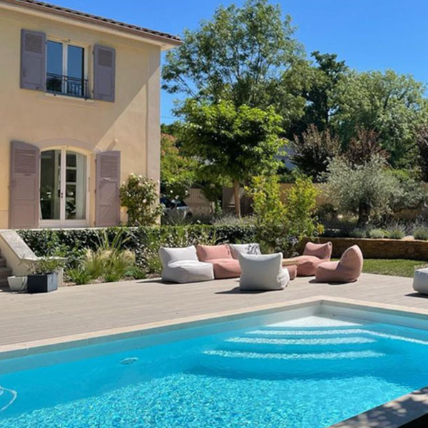 Terrasse en lames composite teinte sable