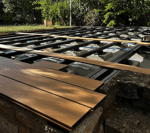 Structure aluminium terrasse bois composite neowood