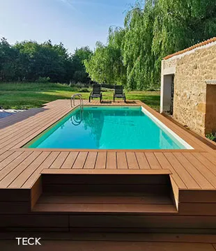 Terrasse en bois composite teinte teck